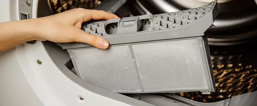 Signs Of A Clogged Dryer Lint Trap in Lufkin, Texas